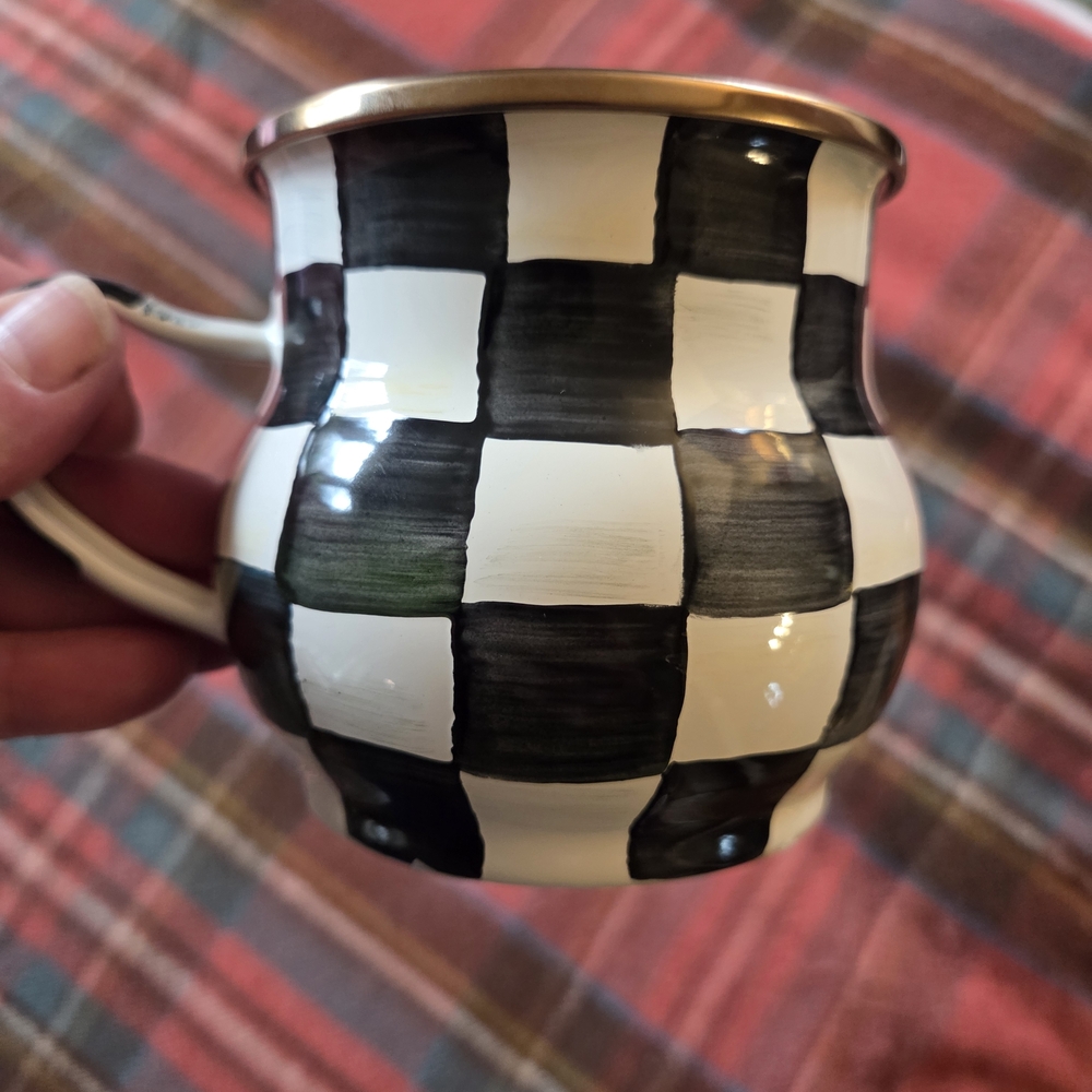 Checkered Black and White Mug with Gold Rim